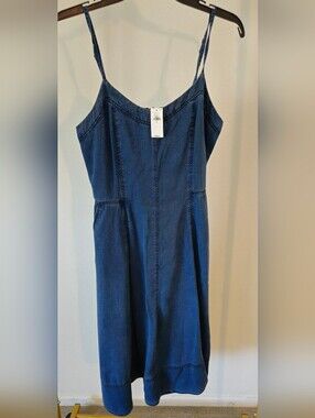 Banana Republic Denim Midi Dress in Blue Size 8